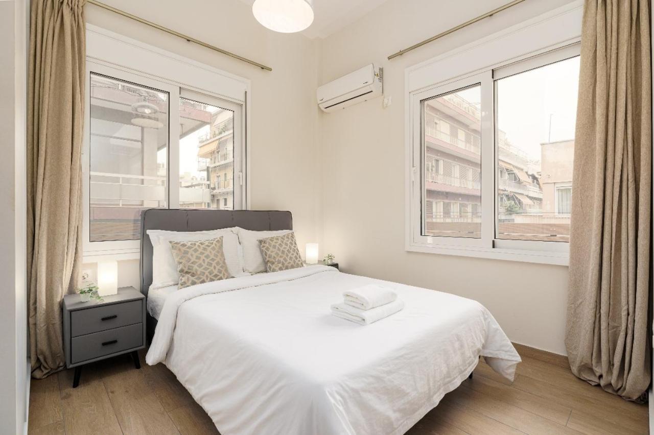 New Center Apartment Near Metro Афіни Екстер'єр фото
